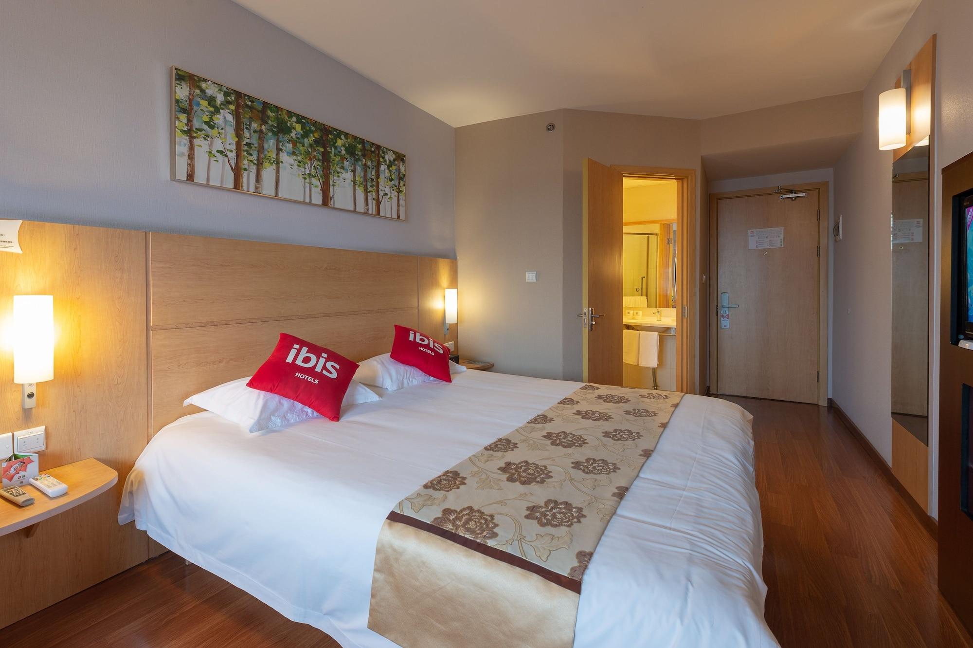 Ibis Hangzhou Huanglong Sports Center Hotel Exterior photo