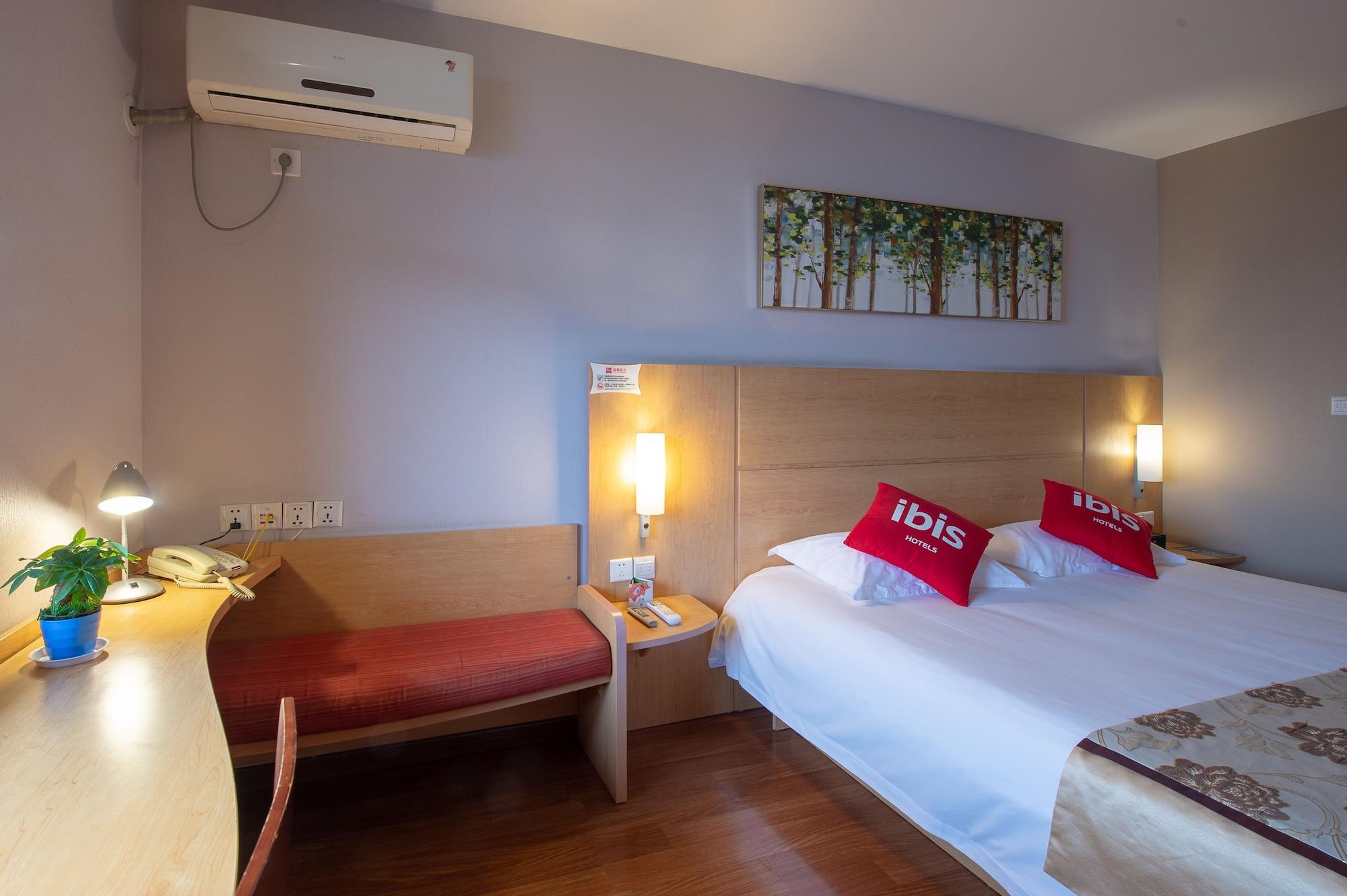 Ibis Hangzhou Huanglong Sports Center Hotel Exterior photo