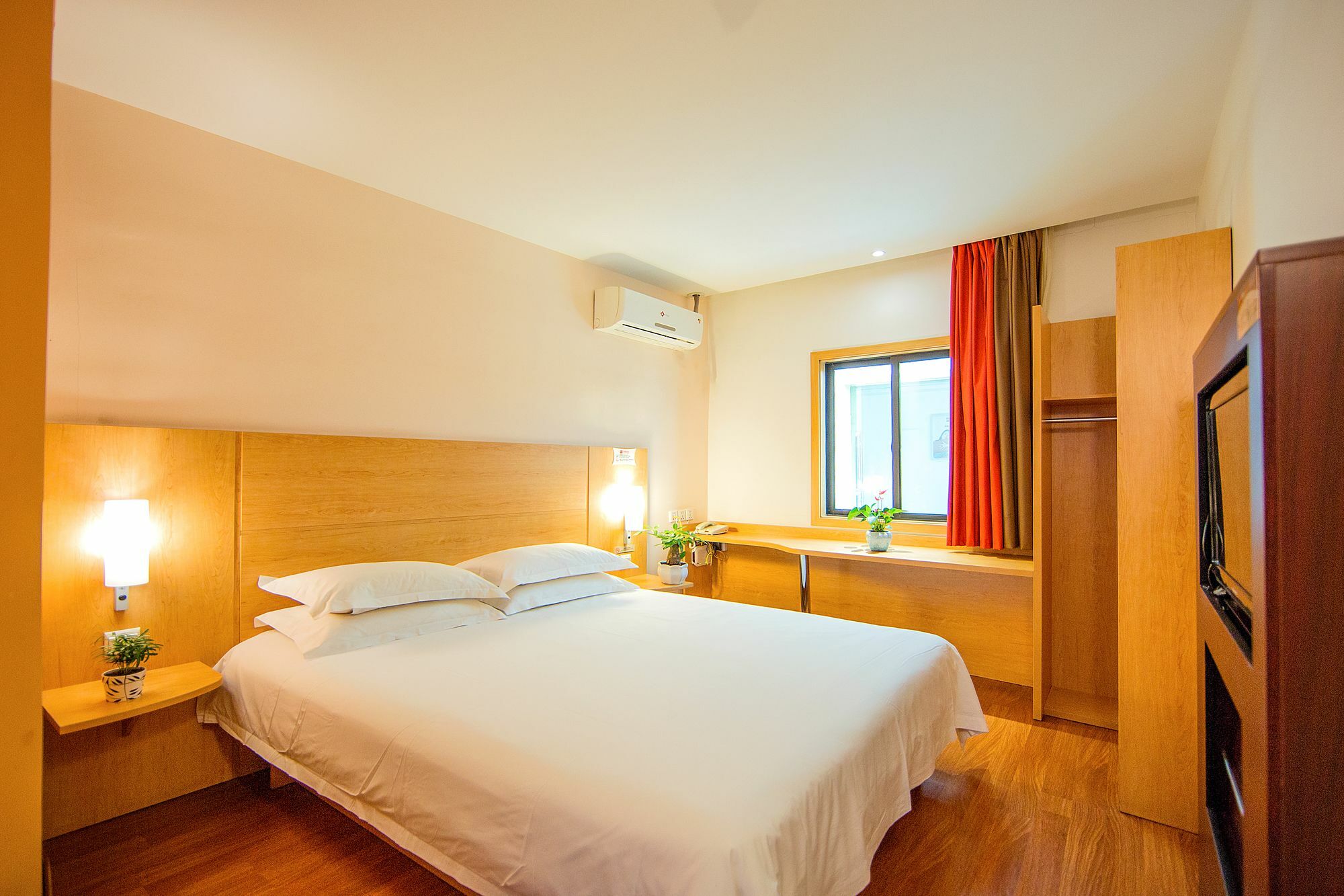 Ibis Hangzhou Huanglong Sports Center Hotel Exterior photo